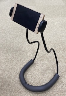 首掛けスマホホルダーの写真